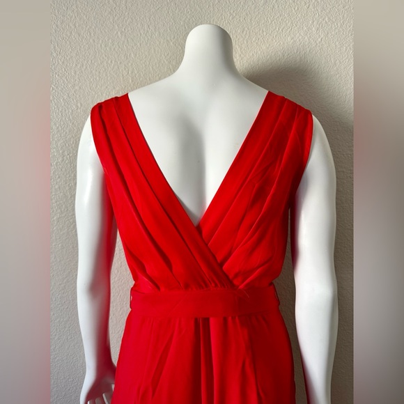 Vici - The Essential Pocketed Tie Jumpsuit - Picture 4 of 7